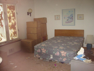 Decluttered bedroom